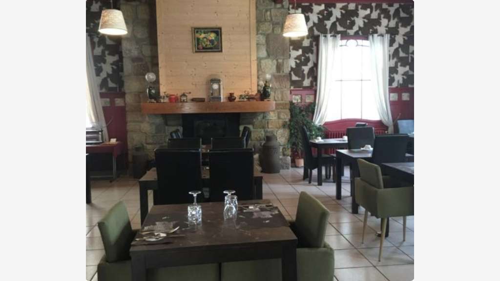 Vente Immeuble hôtel à Saint-Nectaire