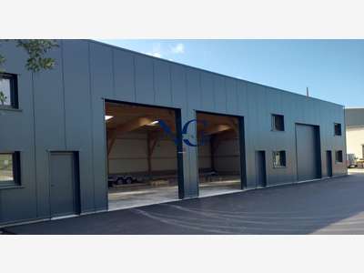 A vendre local d'activité 133m² à Saint-Philibert