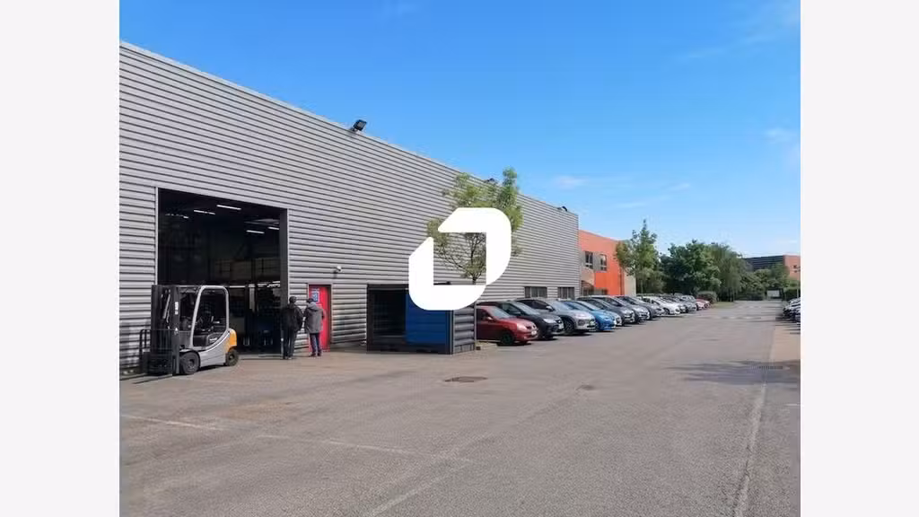 Vente Local d'activité 1794m² Saint priest