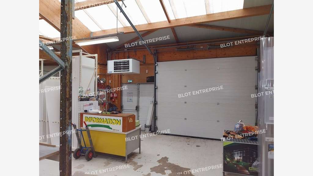 A vendre local 1000m² à Saint-Quay-Portrieux