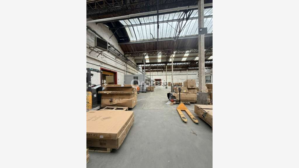 Local d'activité de 9800m² à vendre Saint-Quentin