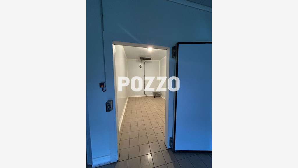 Bâtiment 200m² à vendre Saint-Quentin-sur-le-Homme