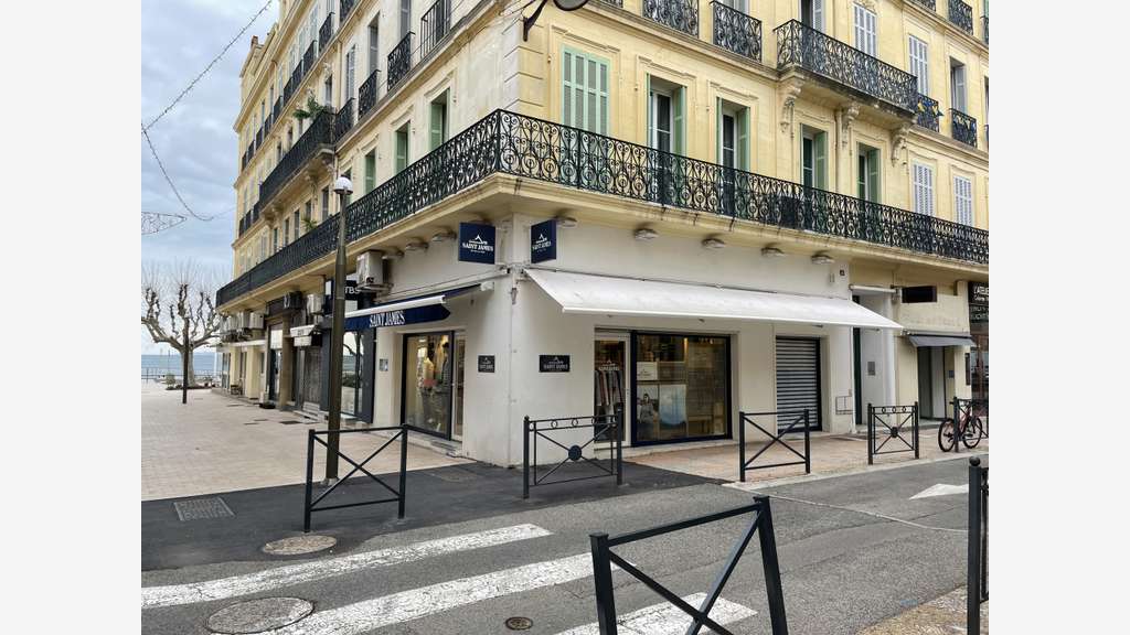 Murs commerciaux triangle d'Or de Saint Raphael