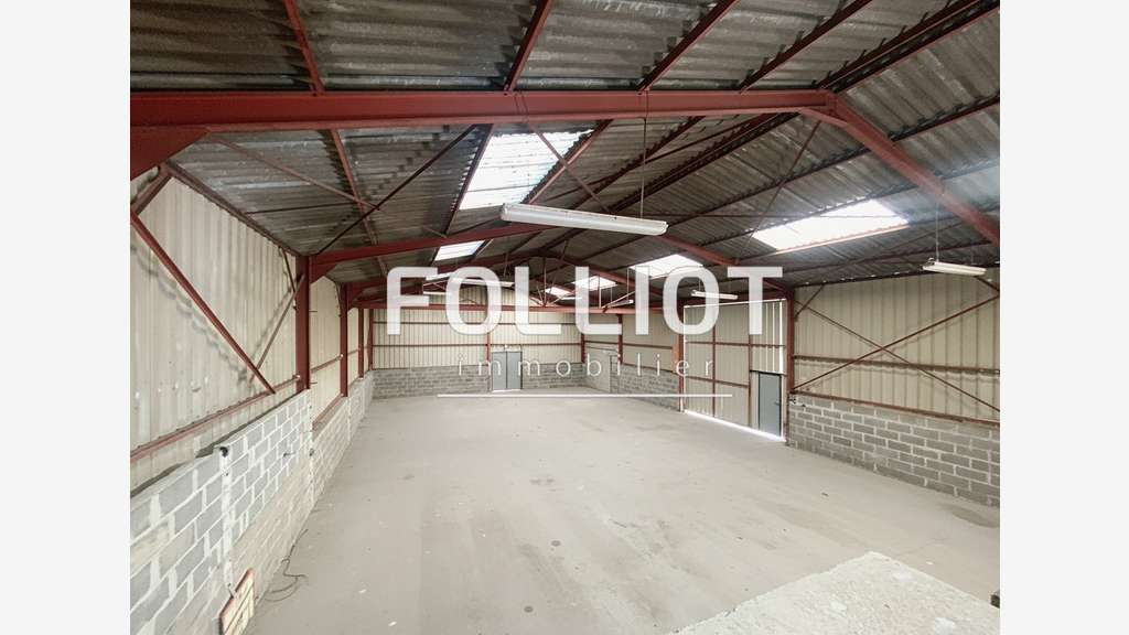 Local entrepôt 400m² à vendre à Saint Rémy