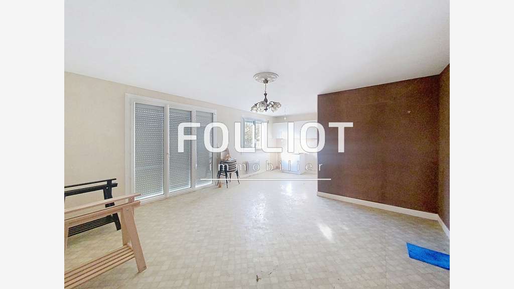 Local entrepôt 400m² à vendre à Saint Rémy