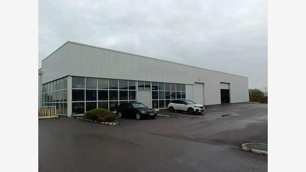 Vente local de 2607m² à Saint-Romain-de-Colbosc