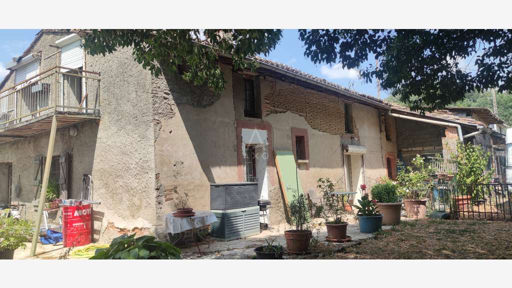 AV bâtiment pro 395m² ZA de l'Hobit à St Sauveur