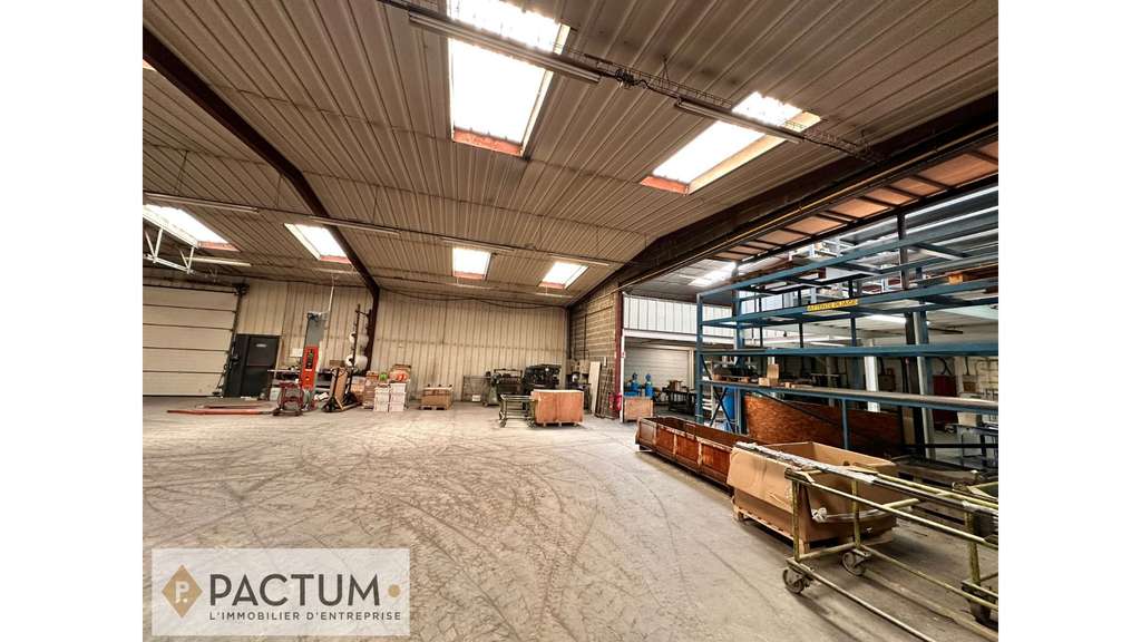 Ensemble industriel à vendre Angers Sud 2 bâti