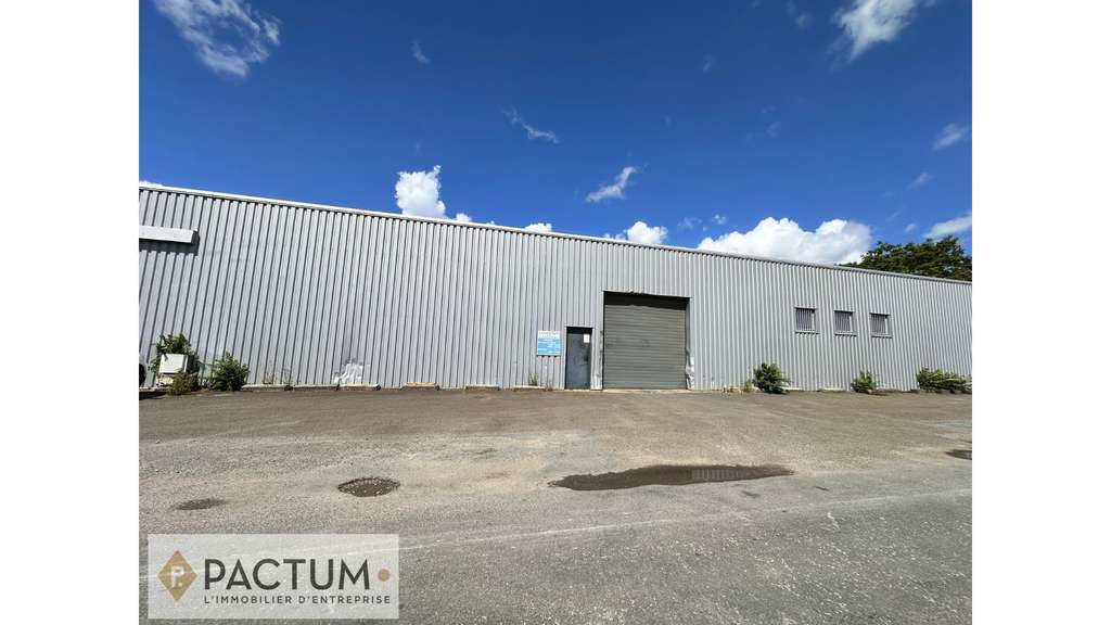 Ensemble industriel à vendre Angers Sud 2 bâti