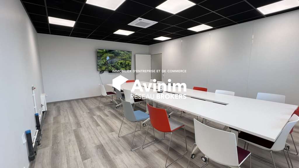 À VENDRE – LOCAL D’ACTIVITÉ DE 351 M² – ALPESPACE 