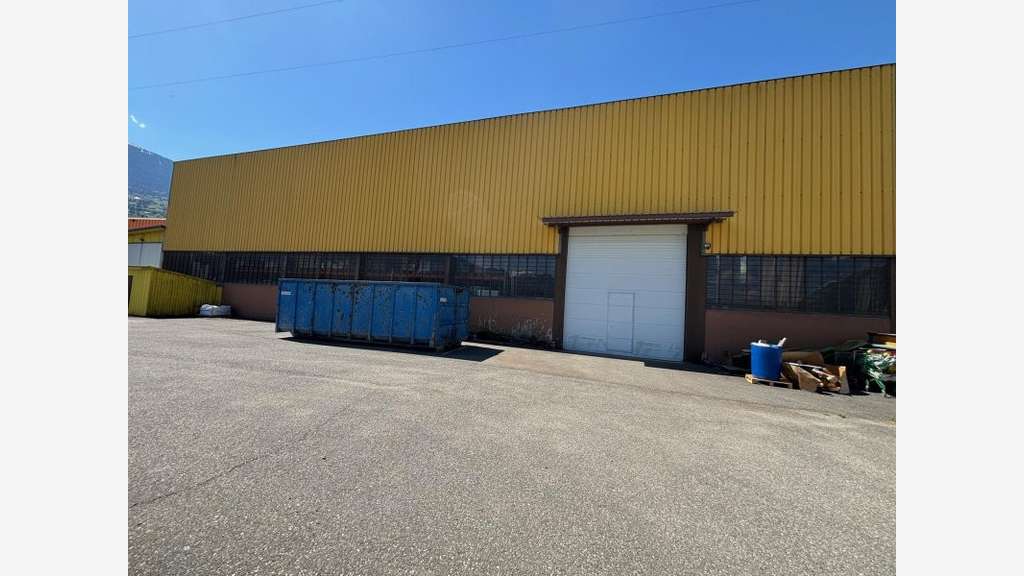 Vente local 645m²ZI de Sainte-Hélène-sur-Isère