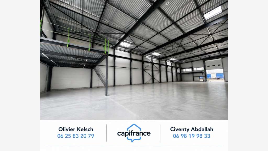 LOCAL INDUSTRIEL NEUF 1 058 M² À VENDRE - PONT R
