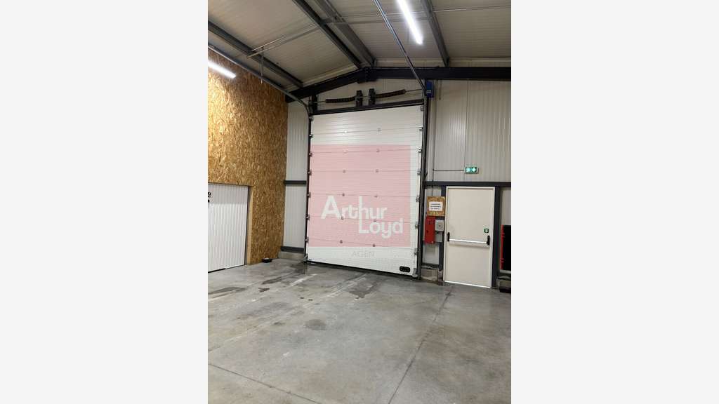 Local d'activité 1890m² Sainte Livrade Sur Lot