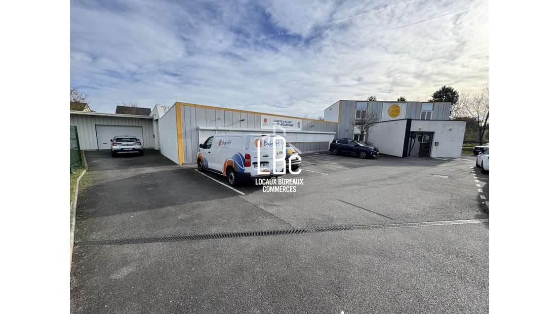 Vente bureaux stockage 757m² à Sainte Luce/Loire