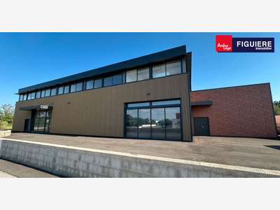 A vendre bâtiment 766m² mixte à Salon-de-Provence