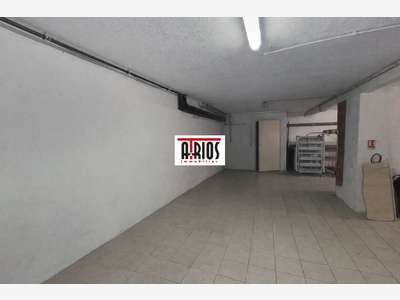 Local stockage 200m² à vendre à Sanary-sur-Mer