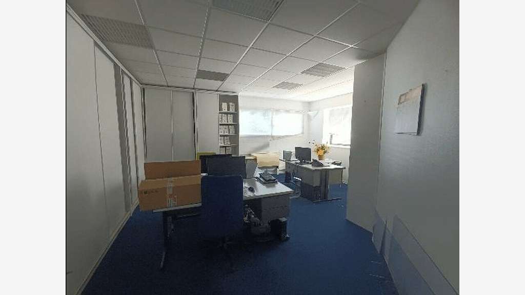 A vendre ensemble immo de 7798m² à Sarbazan