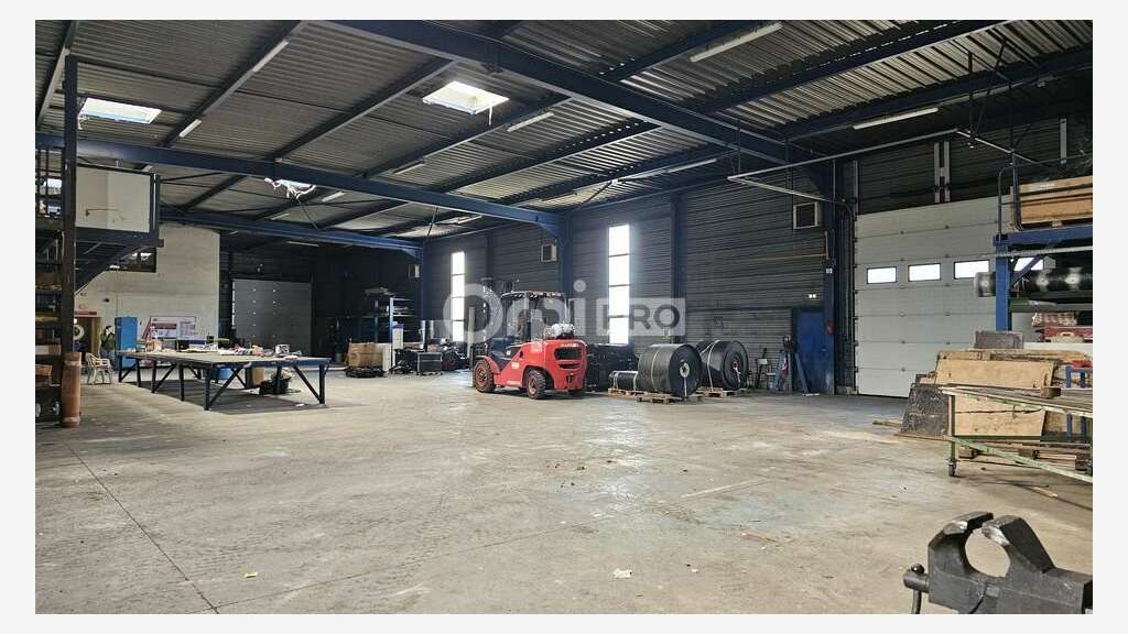 AV local d'activité 1000m² Sausheim accès A35/A36