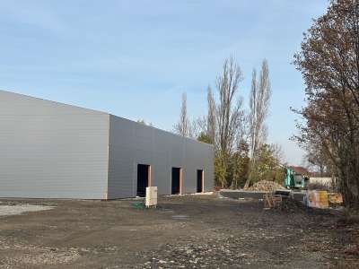 Vente Locaux d'activités - Entrepôts à Savigneux