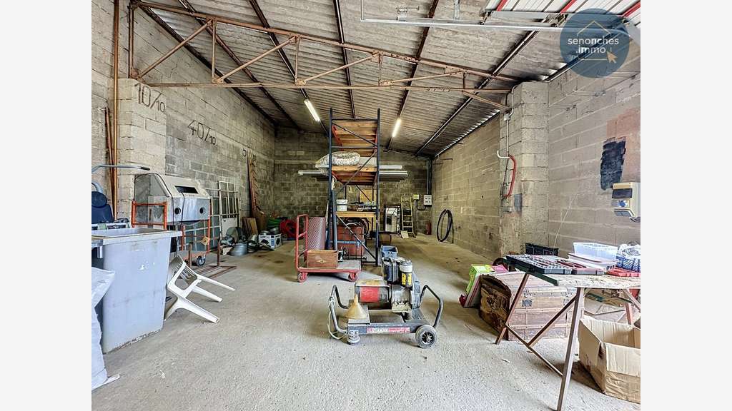 Local commercial 149m² à vendre à Senonches 