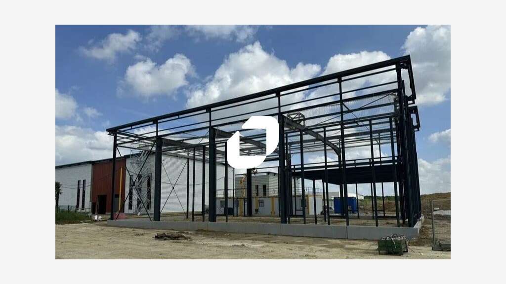 Vente Local d'activité 932m² Serris