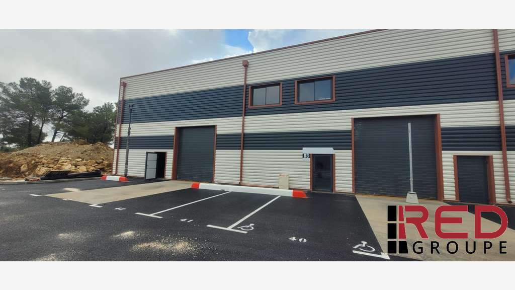 Vente entrepôt neuf 368m² ZA Signes