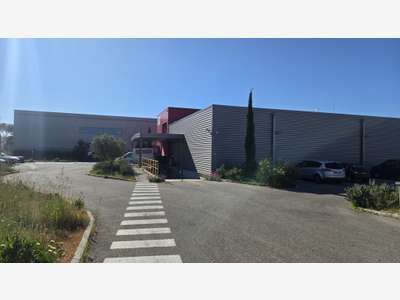 Bâtiment agroalimentaire 1327 m² - SIGNES