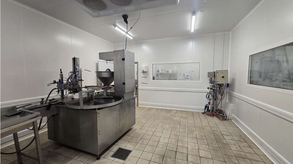 Bâtiment agroalimentaire 1327 m² - SIGNES