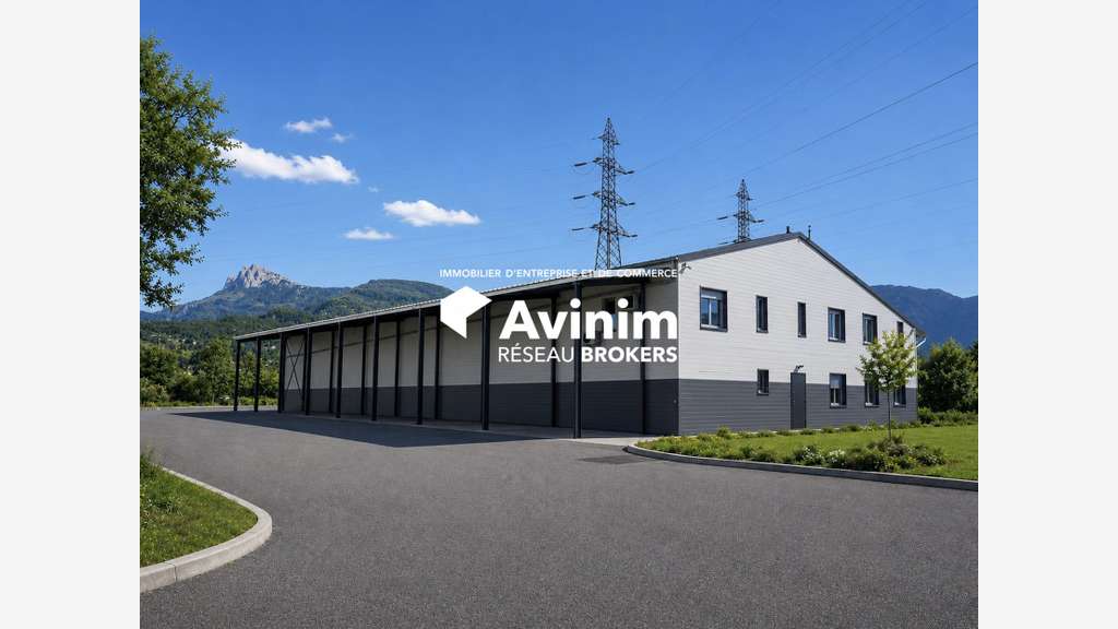 Vente local professionnel de 1 020m² à Sisteron