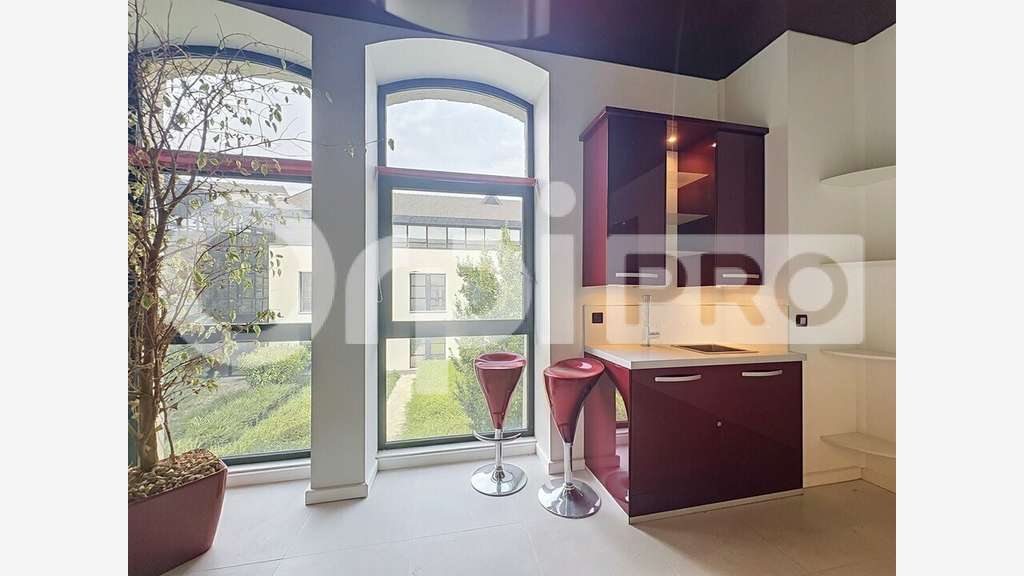 Vente local pro 42m² en zone franche Soissons