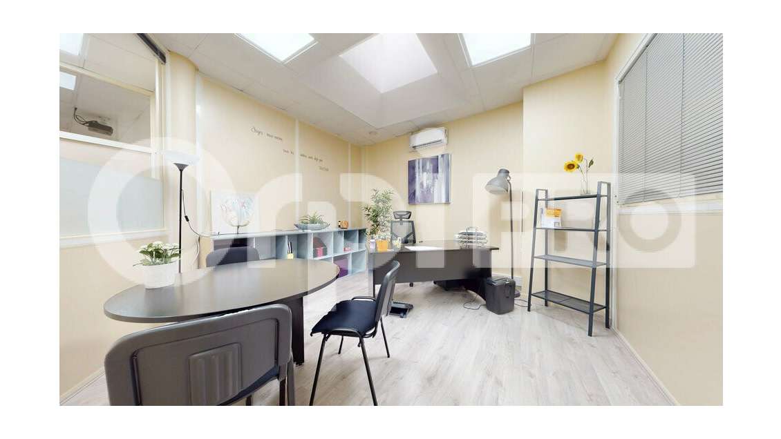 AV local professionnel de 154m² centre de Soissons