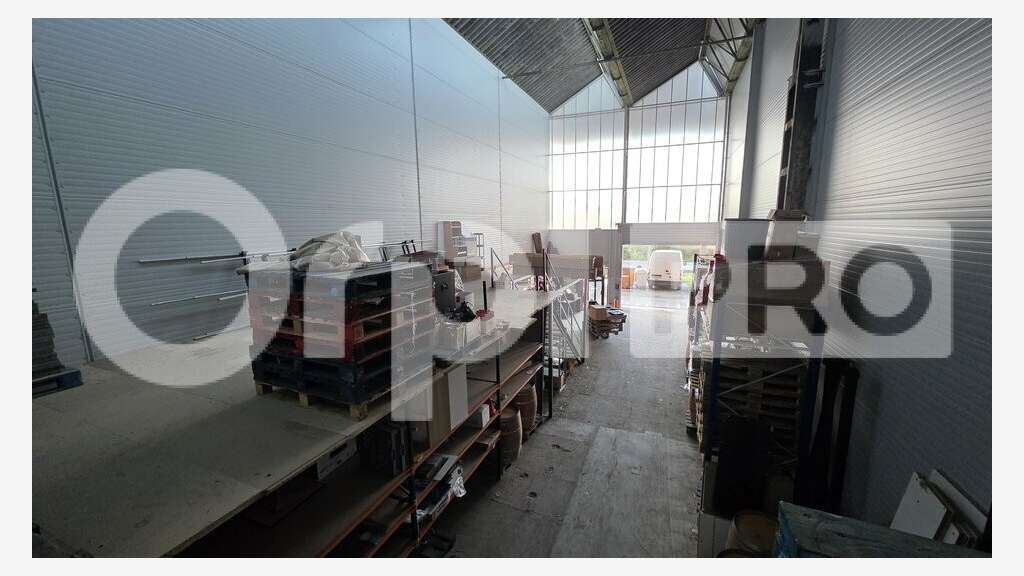 Local d'activité 285m² à vendre à Soissons