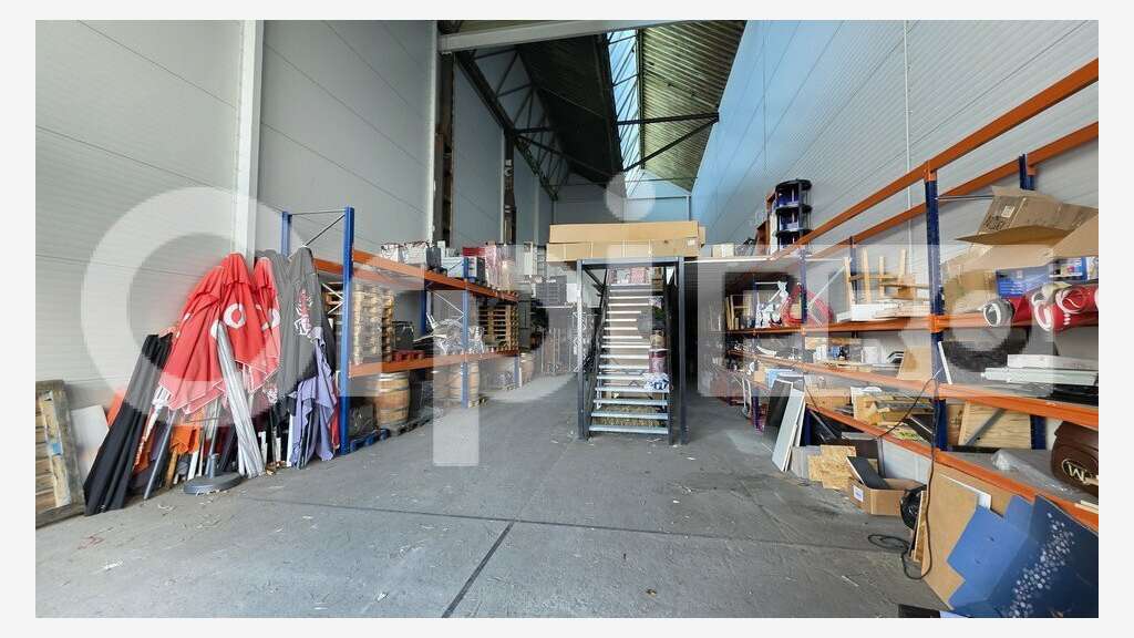 Local d'activité 285m² à vendre à Soissons