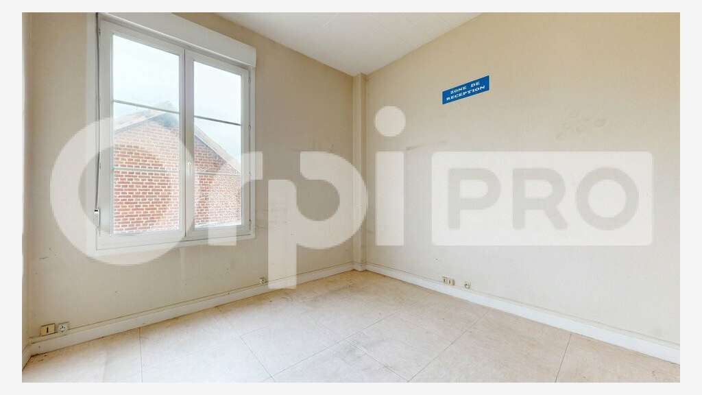 A vendre ensemble immobilier 331m² à Soissons