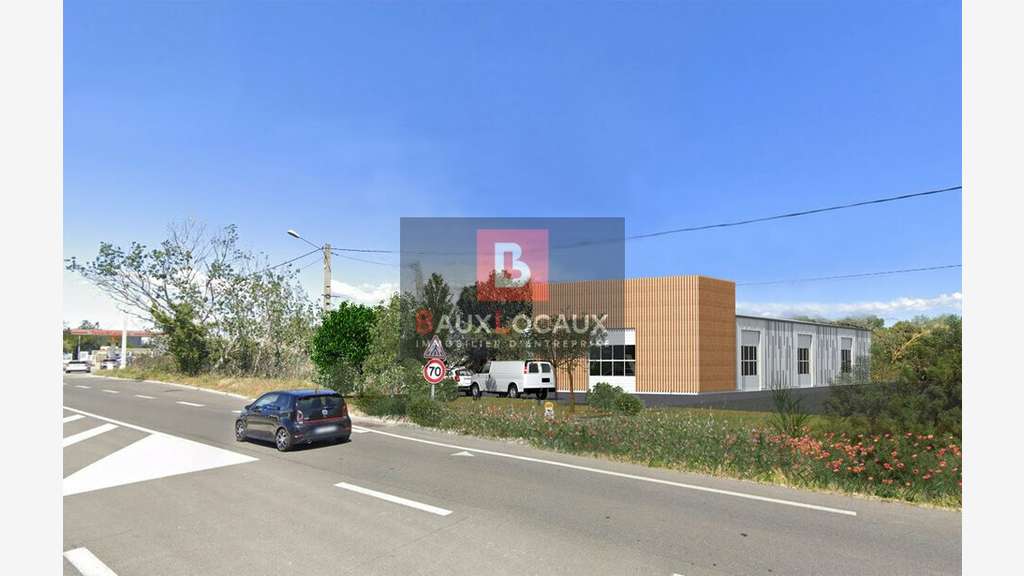 Local d'activité 540m² à vendre à Sorgues