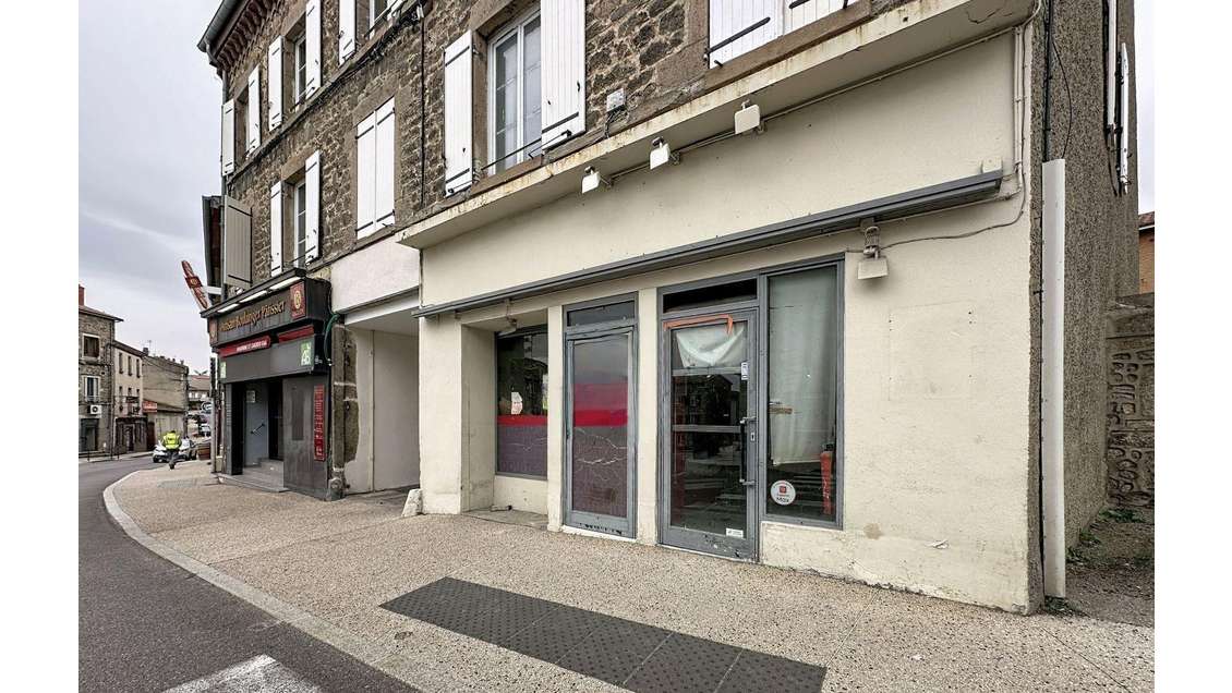 AV local commercial 92m² Soucieu-en-Jarrest centre