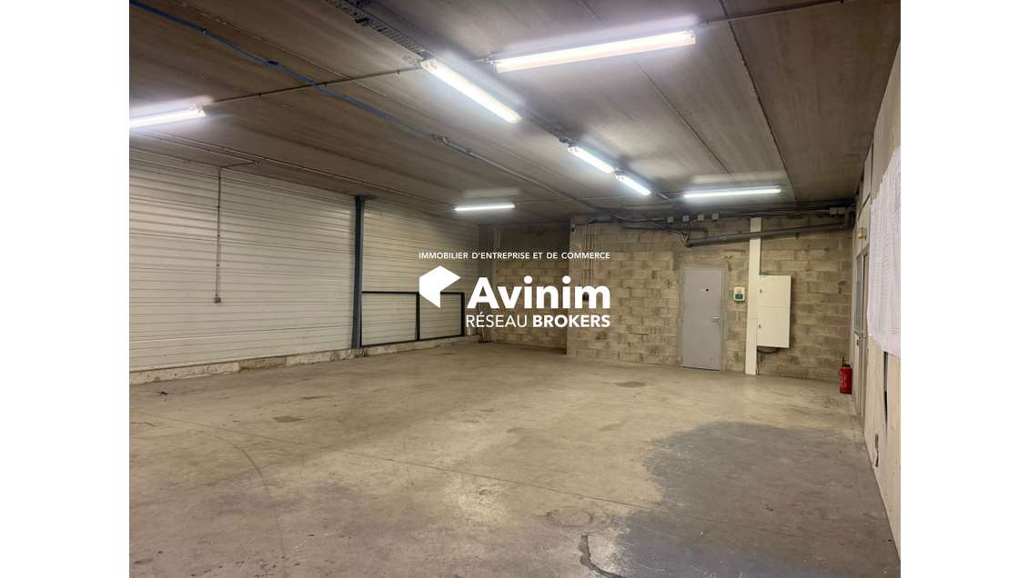 Immobilier Professionnel à vendre Stains
