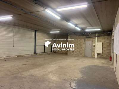 Vente Locaux d'activités - Entrepôts à Stains