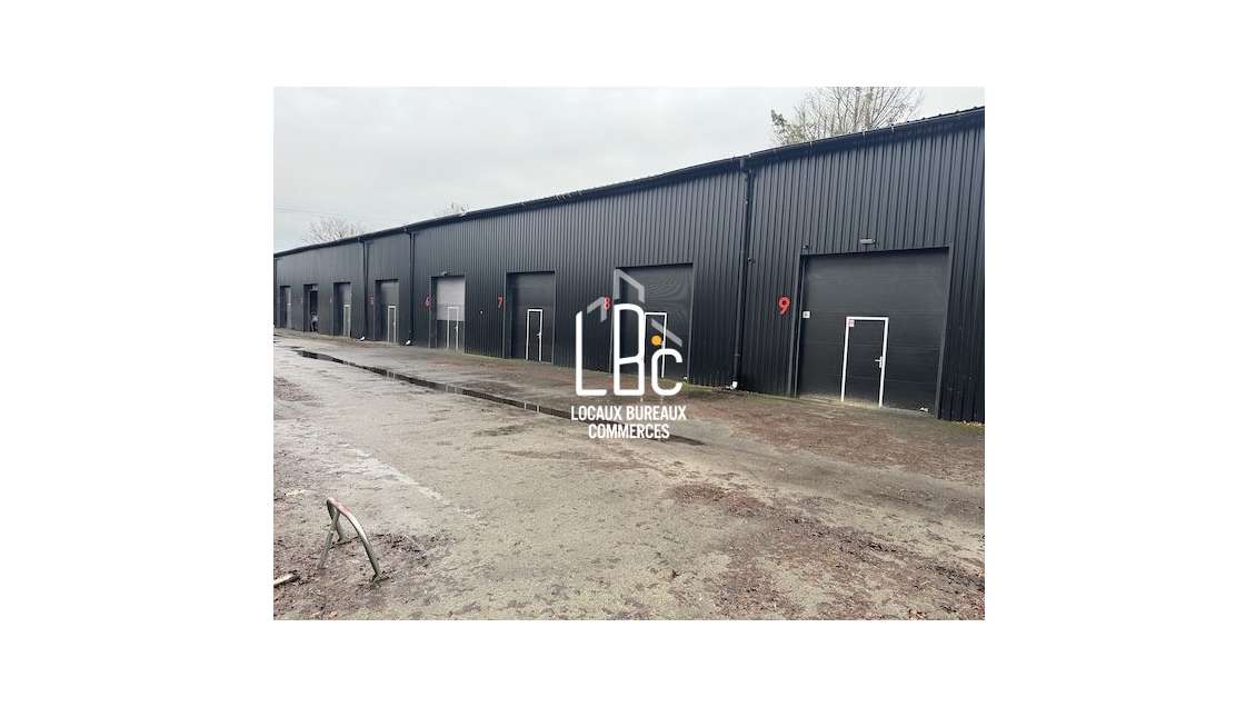 Vente local multi activités 85m² à Sucé-sur-Erdre