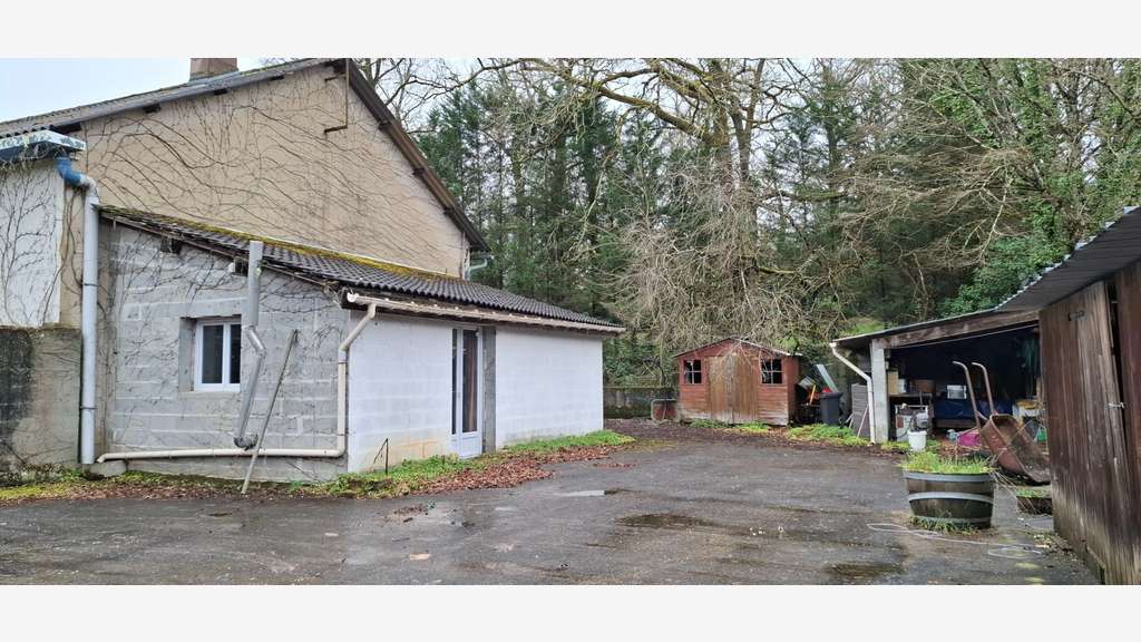 A vendre entrepôt 220m² Périgord Noir