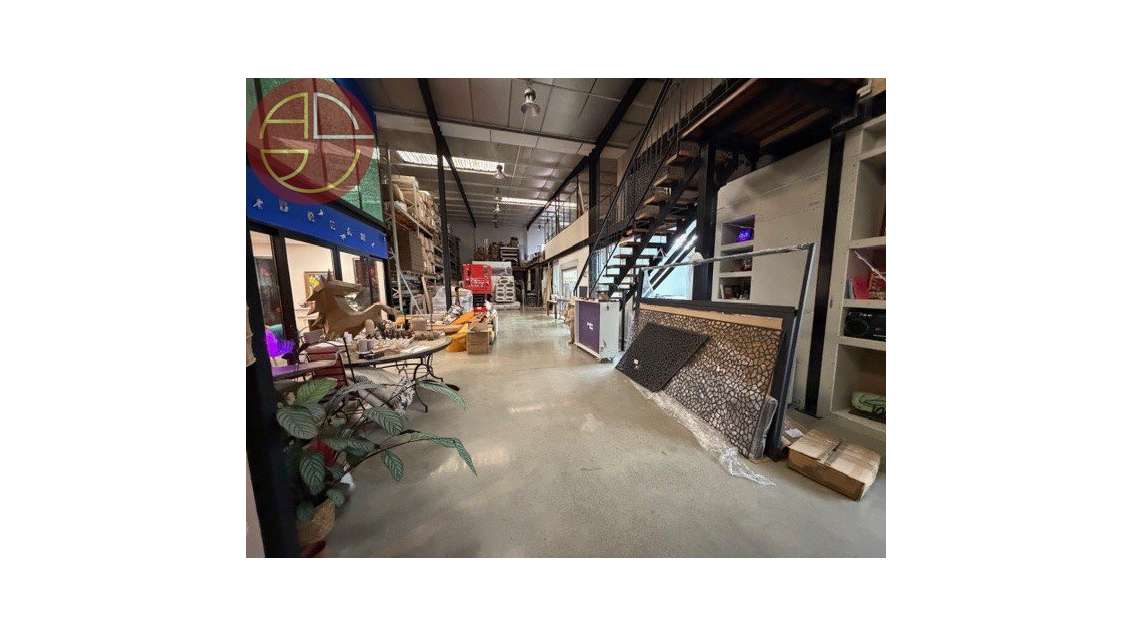 A vendre entrepôt 1000m² Toulouse zone de Thibaud