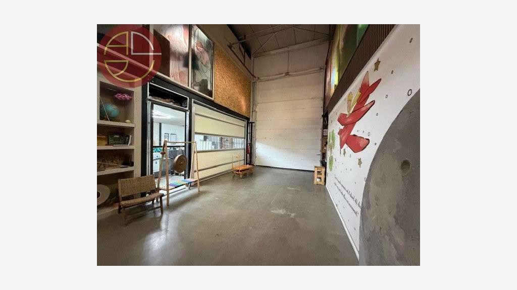 A vendre entrepôt 1000m² Toulouse zone de Thibaud