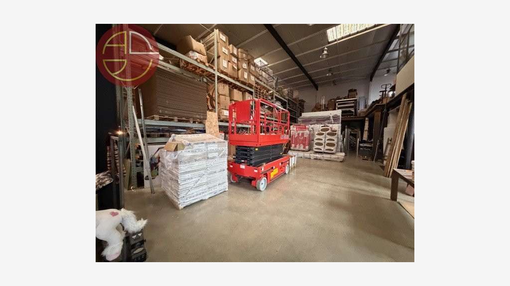 A vendre entrepôt 1000m² Toulouse zone de Thibaud