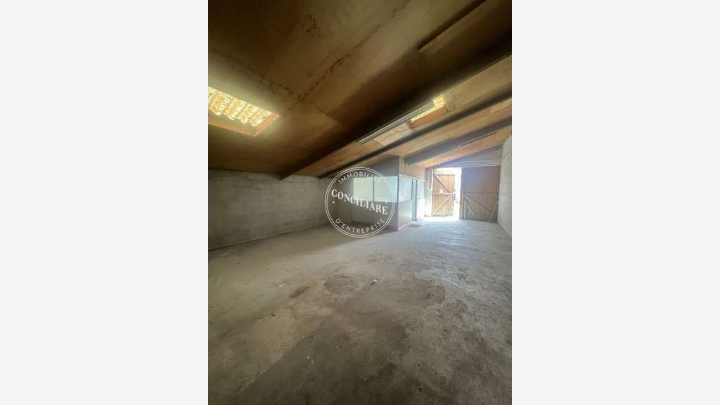 Vente entrepôt 72m² Fontaine Lestang Toulouse