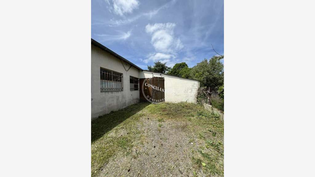 Vente entrepôt 72m² Fontaine Lestang Toulouse