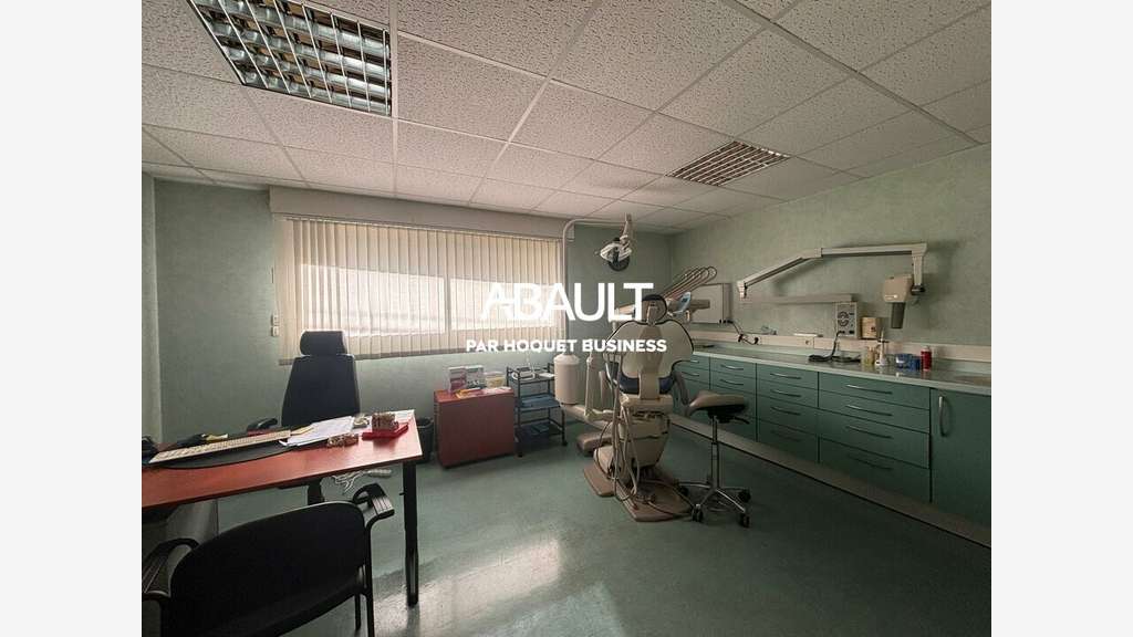Local professionnel 123m² à vendre à Toulouse