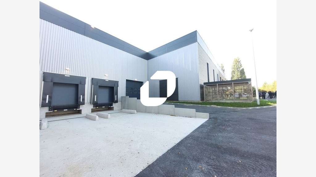 Vente Local d'activité 2206m² Trappes