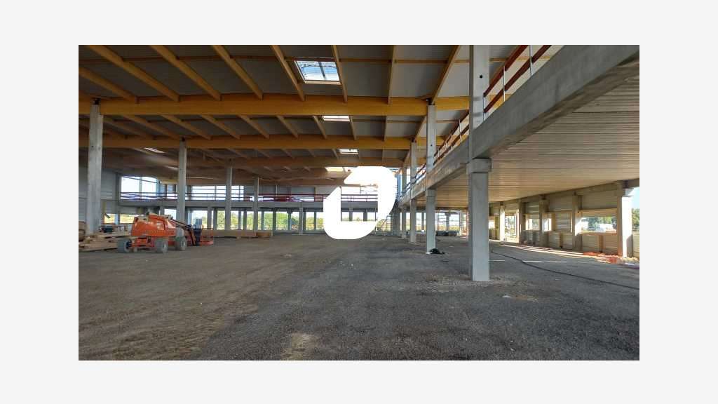 Vente Local d'activité 6325m² Tremblay en france