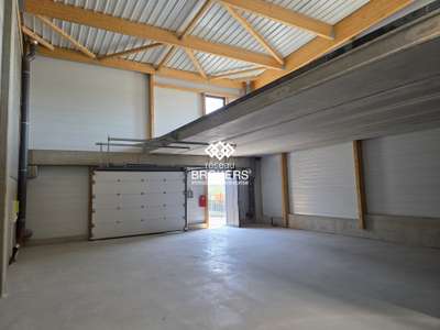 Vente Locaux d'activités - Entrepôts à Vailhauquès