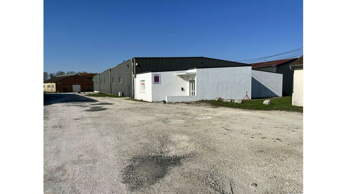 AV local d'activité 1000m² Parc Activités Valcourt